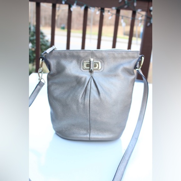 B. Makowsky bucket cross body bag - Picture 1 of 8